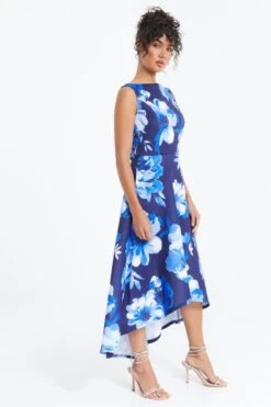 Quiz Geblümtes Kleid Mit Hohem Halsausschnitt Und Abgerundetem Saum -MONSON Kleidung Geschaft 172061s3