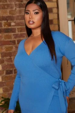 Chi Chi London Gestricktes Wickel-Midi-Pullover-Kleid​​​​​​​ -MONSON Kleidung Geschaft 366907s3