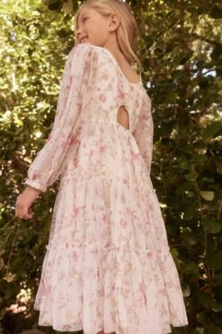 Laura Ashley Langärmeliges Kleid Aus Netzstoff Mit Rüschen 13 Laura Ashley Langärmeliges Kleid Aus Netzstoff Mit Rüschen -MONSON Kleidung Geschaft 520422s4