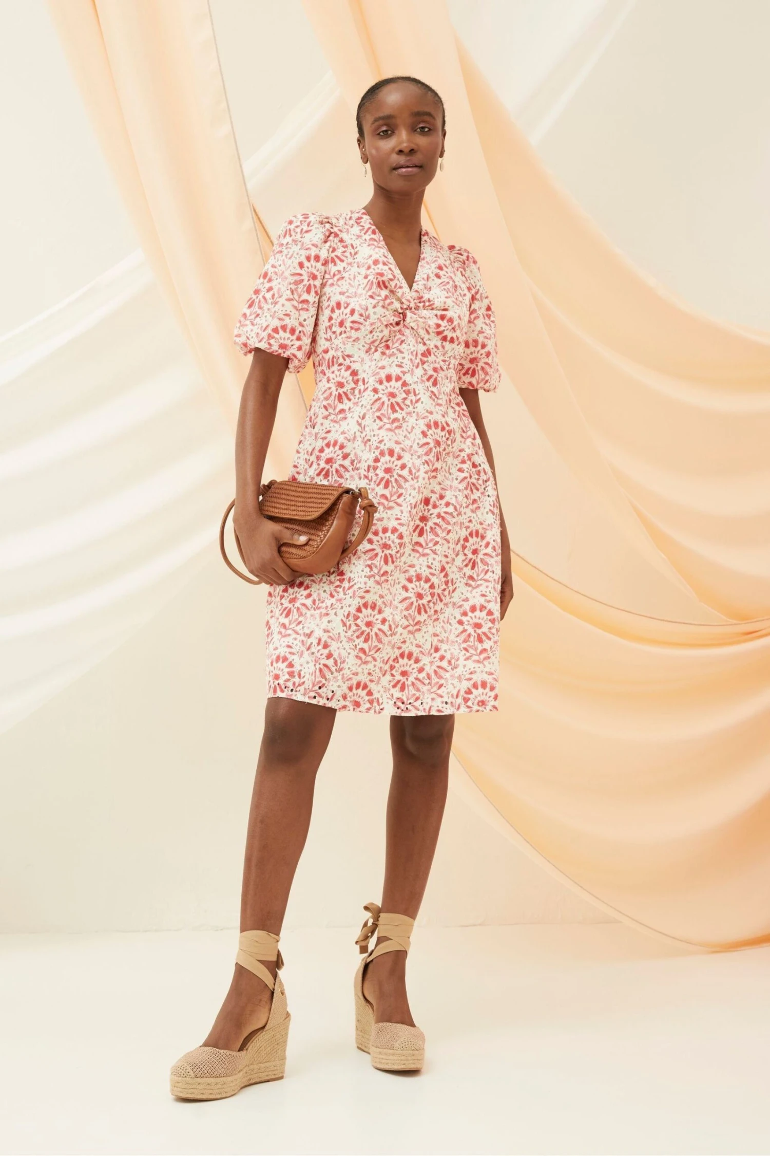 FatFace Tulip Kleid Mit Blumen-Kachelprint 3 FatFace Tulip Kleid Mit Blumen-Kachelprint