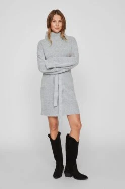 Vila Langärmeliges Kleid Mit Hochgeschlossenem Kuscheligem Pullover 10 Vila Langärmeliges Kleid Mit Hochgeschlossenem Kuscheligem Pullover -MONSON Kleidung Geschaft 577815s3