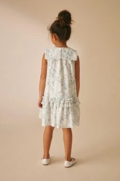 Laura Ashley Parterre Kleid Mit Eckigem Kragen 15 Laura Ashley Parterre Kleid Mit Eckigem Kragen -MONSON Kleidung Geschaft 591867s4