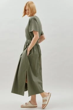 Albaray Gewebtes T-Shirt-Kleid Aus Materialmix, Grün 10 Albaray Gewebtes T-Shirt-Kleid Aus Materialmix, Grün -MONSON Kleidung Geschaft B24551s3