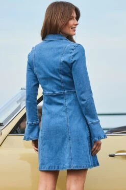 Sosandar Denim Kleid Mit Reißverschluss Vorne Und Ausgestelltem Schnitt -MONSON Kleidung Geschaft B27563s3