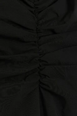 River Island Ärmelloses Kleid Mit Raffung 9 River Island Ärmelloses Kleid Mit Raffung -MONSON Kleidung Geschaft B33098s4