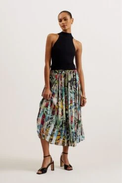 Ted Baker Corino Plissiertes Kleid Mit Stehkragen