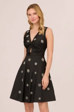 Adrianna Papell Ausgestelltes Taft-Kleid Mit Perlenstickerei, Schwarz