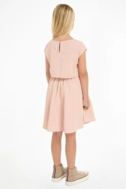 Calvin Klein Ausgestelltes Seersucker-Kleid, Rosa -MONSON Kleidung Geschaft B98392s2