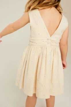 Next Taupefarben - Kleid Mit Gänseblümchenstickerei (3 Monate Bis 8 Jahre) 8 Next Taupefarben - Kleid Mit Gänseblümchenstickerei (3 Monate Bis 8 Jahre) -MONSON Kleidung Geschaft C65 554s3