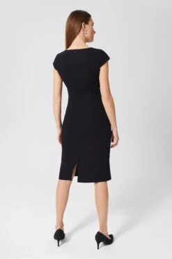 Hobbs Mia Kleid, Kurzgröße, Blau -MONSON Kleidung Geschaft D86125s2