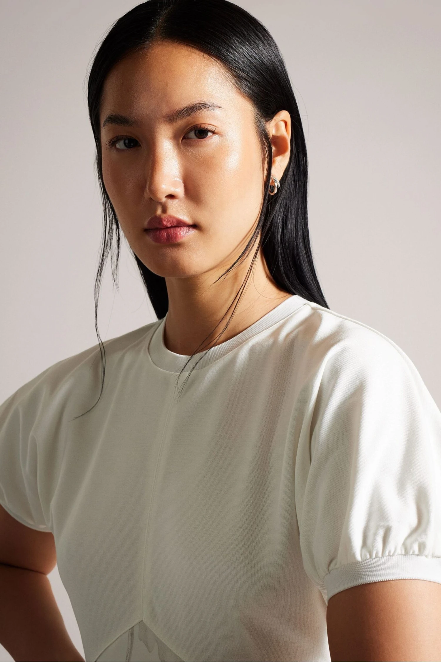 Ted Baker Magylee Ponté-Kleid Mit Rockteil Aus Satin 5 Ted Baker Magylee Ponté-Kleid Mit Rockteil Aus Satin – Bild 3