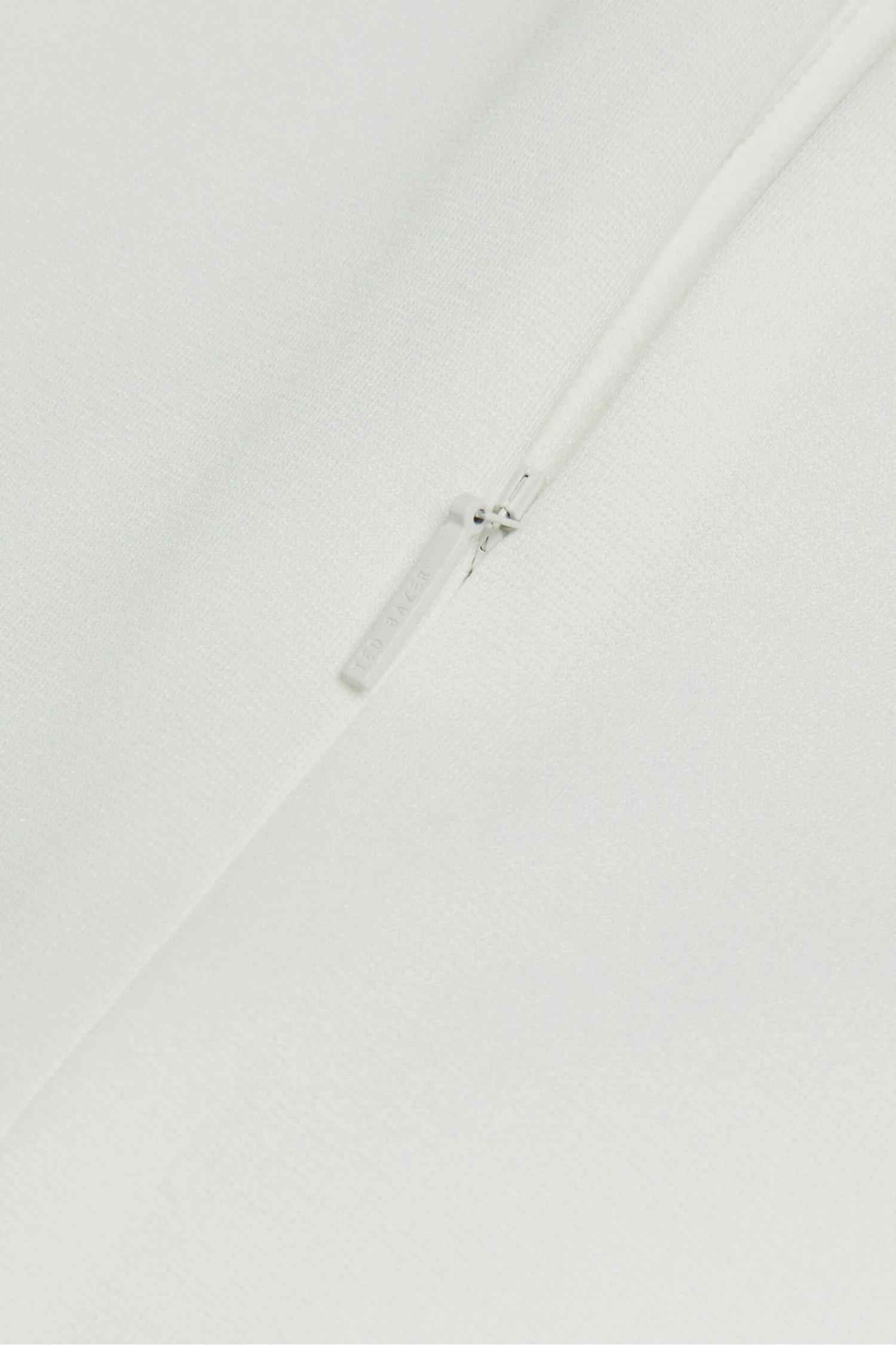 Ted Baker Magylee Ponté-Kleid Mit Rockteil Aus Satin 6 Ted Baker Magylee Ponté-Kleid Mit Rockteil Aus Satin – Bild 4