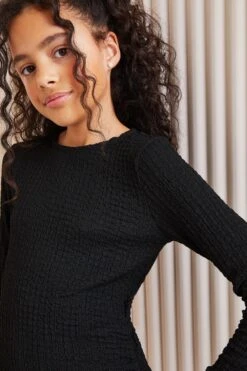 Lipsy Teen Figurbetontes Kleid Mit Raffdesign (9–16 Jahre) 9 Lipsy Teen Figurbetontes Kleid Mit Raffdesign (9–16 Jahre) -MONSON Kleidung Geschaft K73590s4