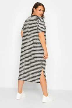 Yours Curve Gestreiftes Maxi-T-Shirt-Kleid 7 Yours Curve Gestreiftes Maxi-T-Shirt-Kleid -MONSON Kleidung Geschaft L39365s3