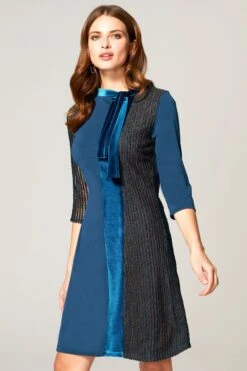 HotSquash Princess Kleid Mit Samtdetail Und Ziernaht, Blau -MONSON Kleidung Geschaft M02788s3