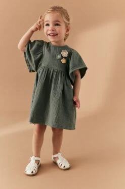 Next Kleid Mit Häkelblumendesign (3 Monate Bis 8 Jahre)