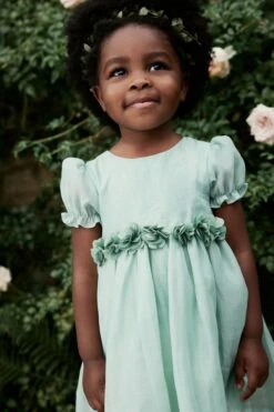 Next Festliches Kleid Mit Zierblume (3 Monate Bis 8 Jahre) -MONSON Kleidung Geschaft N02 855s5