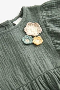 Next Kleid Mit Häkelblumendesign (3 Monate Bis 8 Jahre) -MONSON Kleidung Geschaft N02837s7