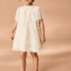 Next Creme - Kleid Aus Netzstoff Mit Blumenmuster (3 Monate Bis 7 Jahre) 1 Next Creme - Kleid Aus Netzstoff Mit Blumenmuster (3 Monate Bis 7 Jahre) -MONSON Kleidung Geschaft N32 755s