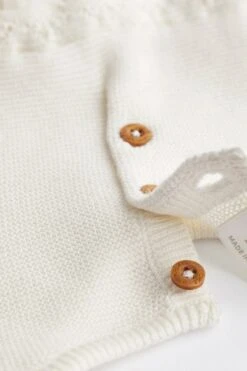 Next Ecru/Besonderer Anlass - Baby-Kleid (0 Monate Bis 2 Jahre) 11 Next Ecru/Besonderer Anlass - Baby-Kleid (0 Monate Bis 2 Jahre) -MONSON Kleidung Geschaft N34585s4