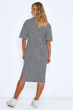 Noisy May Midi-T-Shirt-Kleid In Oversize Fit -MONSON Kleidung Geschaft N50524s3