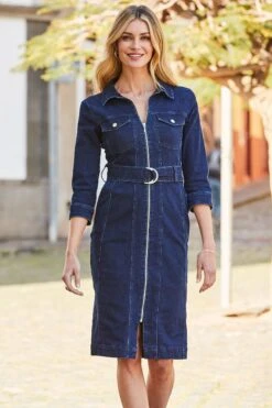 Sosandar Denim-Kleid Mit Gürtel Und Reißverschluss Vorne