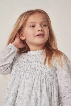 The White Company Camille Gesmoktes Kleid Aus Bio-Baumwolle Mit Rüschen -MONSON Kleidung Geschaft N67416s3