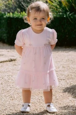 Emile Et Rose Kleid Mit Lagen Aus Rosenknospenmuster, Besticktem Tüll Und Hose, Rosa