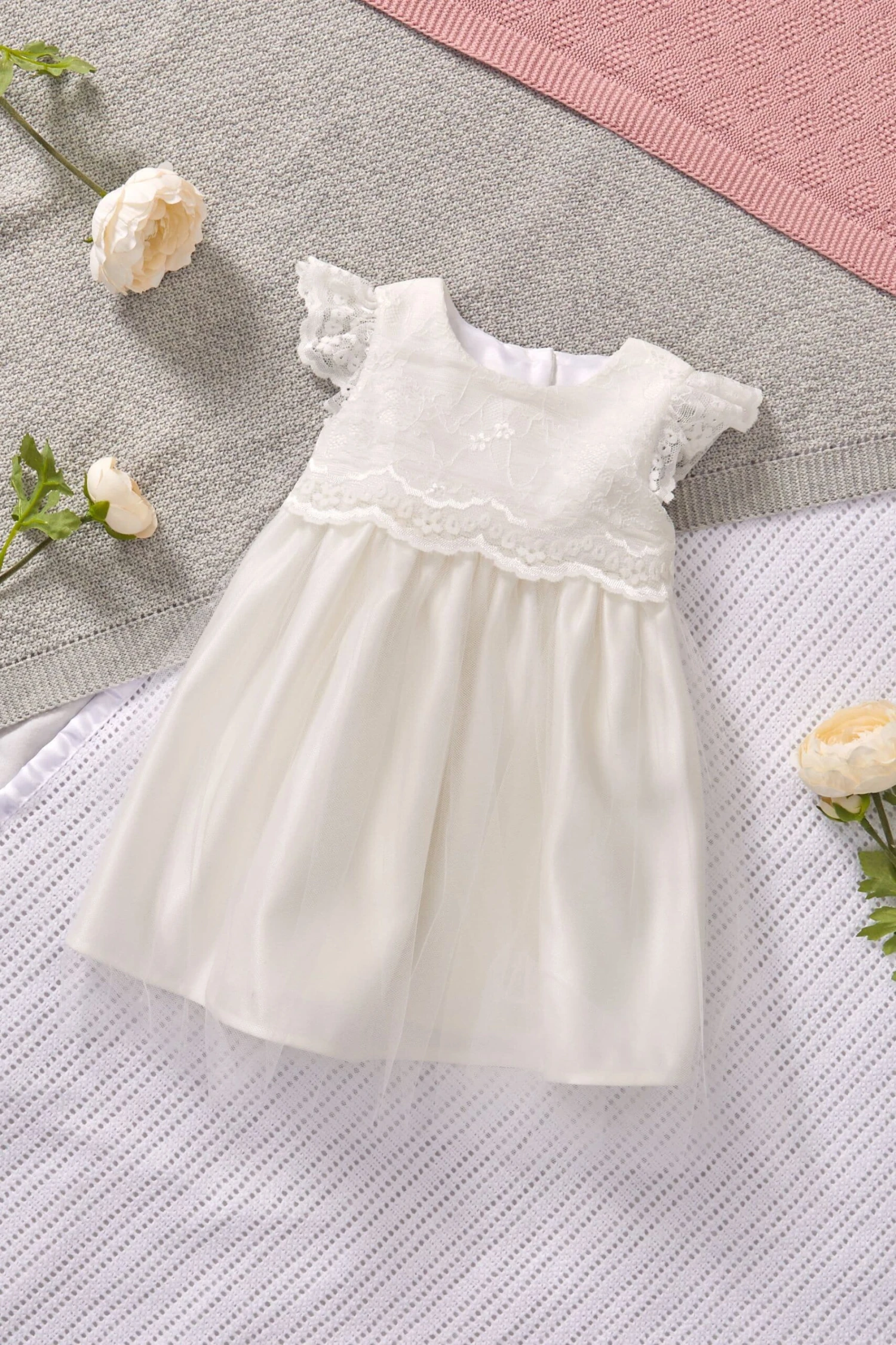 Lipsy Baby Kleid Für Blumenmädchen 5 Lipsy Baby Kleid Für Blumenmädchen – Bild 3