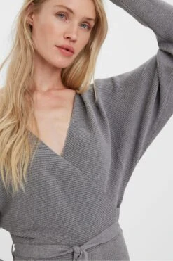 Vero Moda Strick-Kleid Mit V-Ausschnitt Und Mit Gürtel, Wickelgürtel -MONSON Kleidung Geschaft Q43875s4