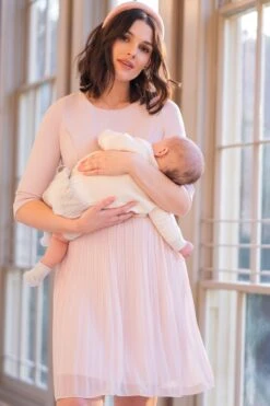 Seraphine Sophian Plissiertes Kleid, Rosa