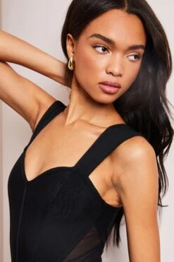 Lipsy Kleid Aus Netzstoff Mit Corsagendetail 9 Lipsy Kleid Aus Netzstoff Mit Corsagendetail -MONSON Kleidung Geschaft Q70698s4