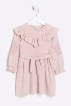 River Island Mädchen Kuscheliges Kleid Mit Stickerei