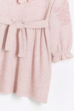 River Island Mädchen Kuscheliges Kleid Mit Stickerei 9 River Island Mädchen Kuscheliges Kleid Mit Stickerei -MONSON Kleidung Geschaft Q88479s4