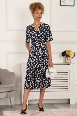 Jolie Moi Quyn Jersey-Kleid Mit Flügelärmeln, Blau -MONSON Kleidung Geschaft U77502s4